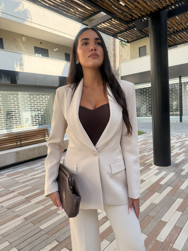 Tailleur elegance by Lumina
