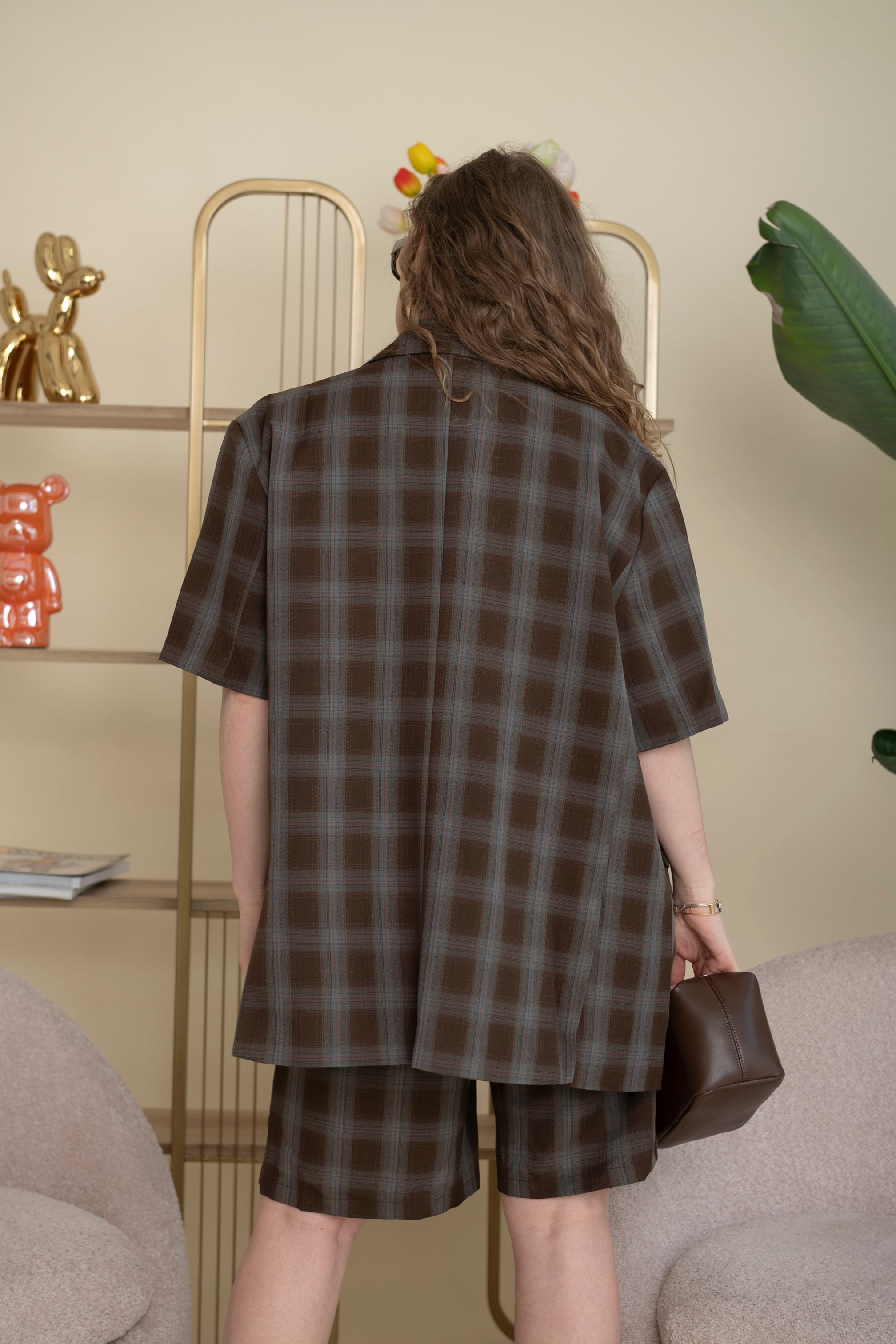 Tailleur con bermuda a quadri