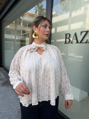Maglia in pizzo curvy