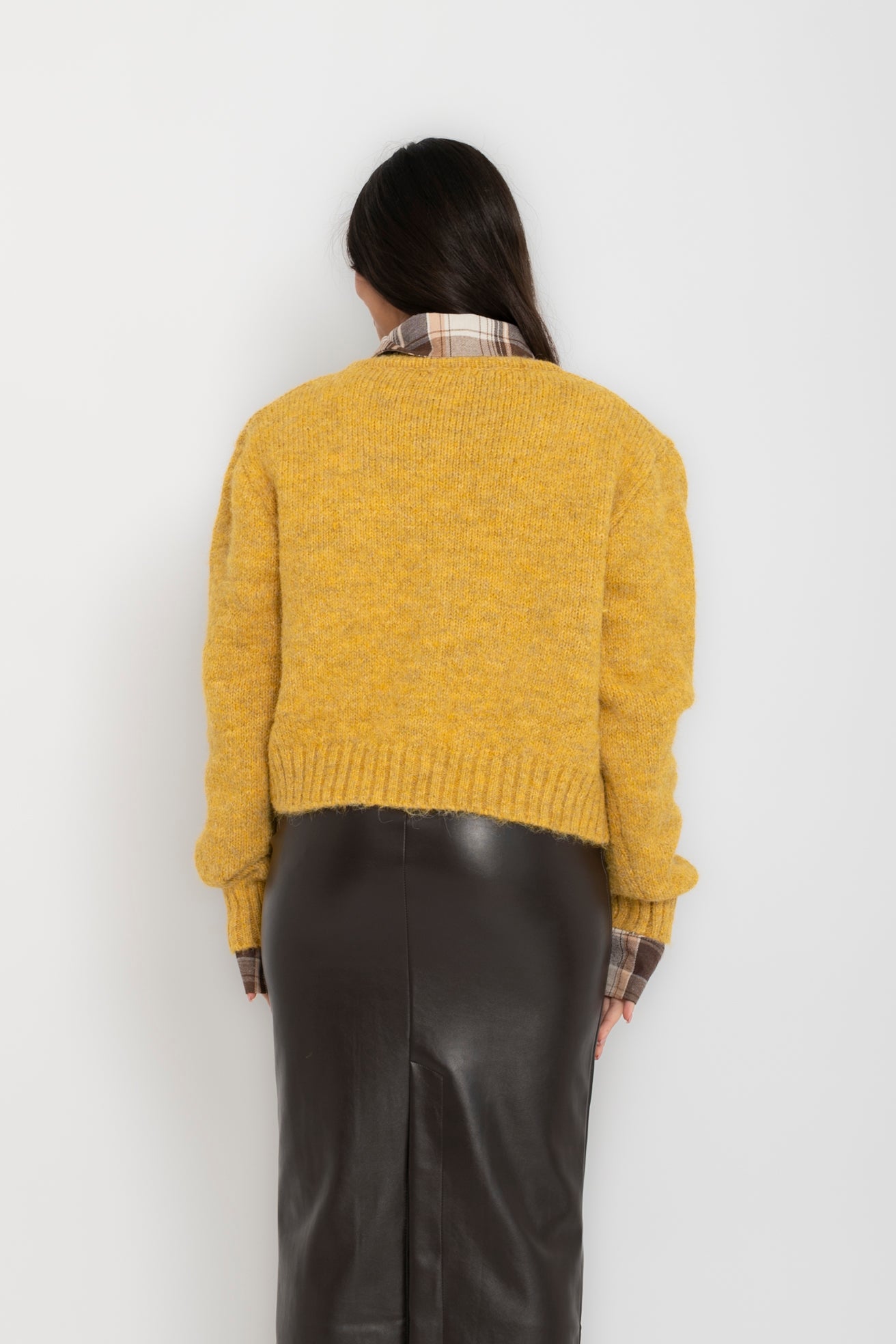 Cardigan senape con bottoni ecopelle