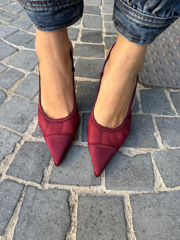 Décolleté punta in raso