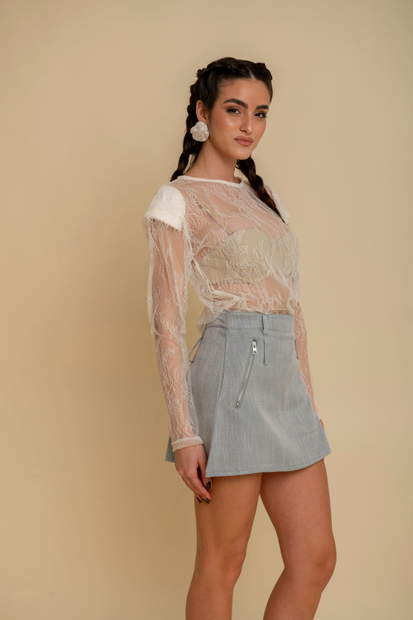 Maglia in pizzo con spalline