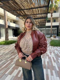 Bomber con manica arricciata