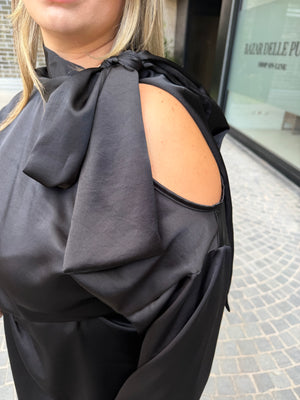 Abitino con fiocco in raso curvy