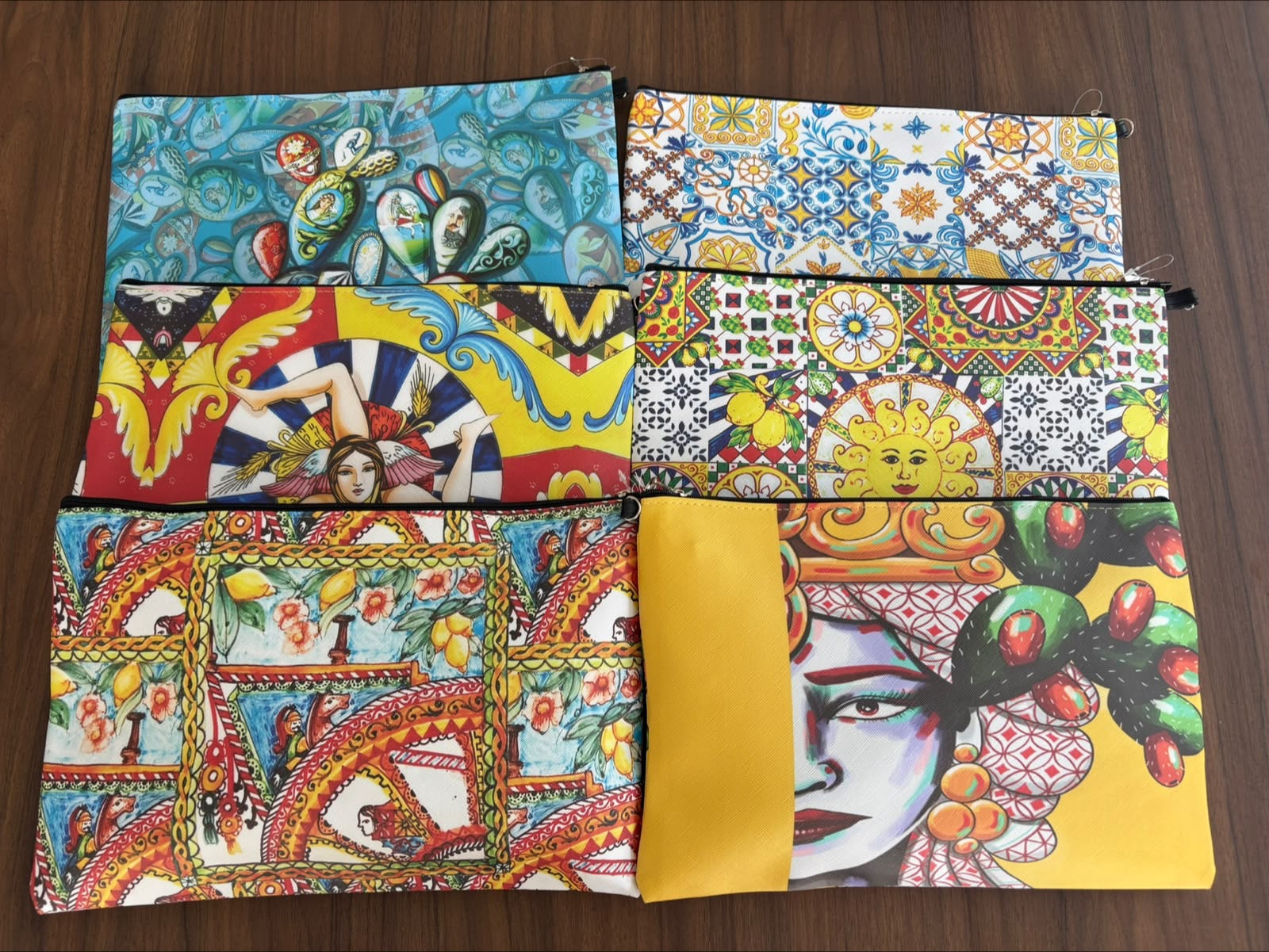 Pochette  (scelta casuale)