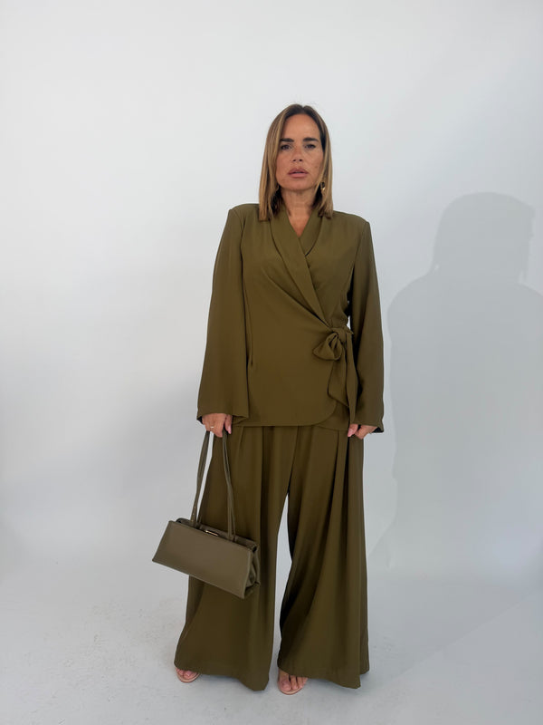 Tailleur Connie curvy