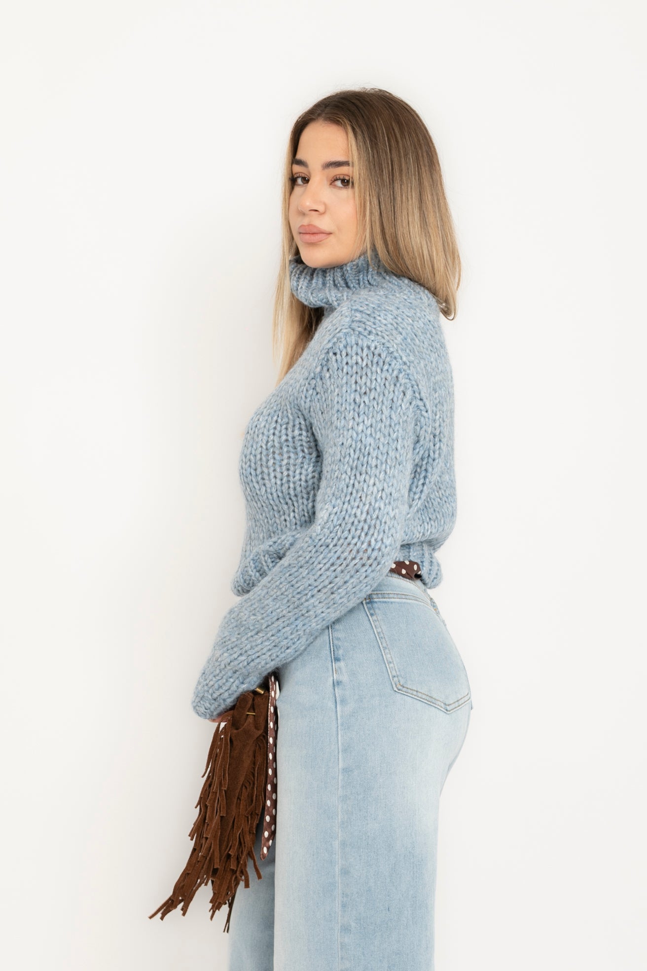 Pull collo alto azzurro