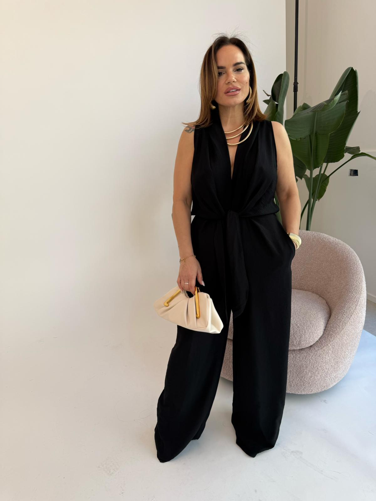 Tuta intera con nodo curvy