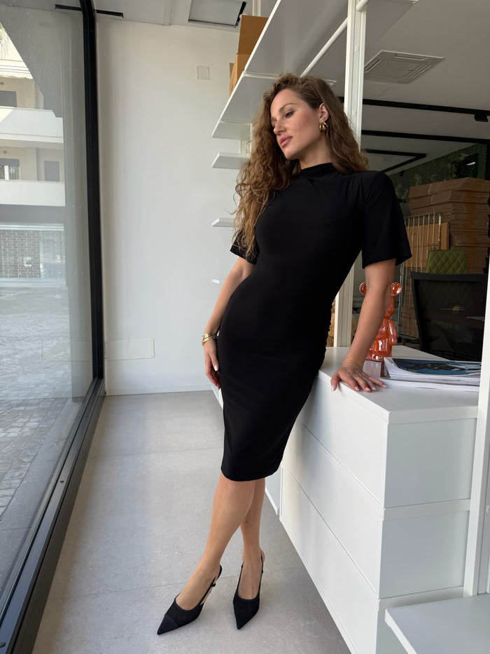 Abitino midi basic mezza manica nero