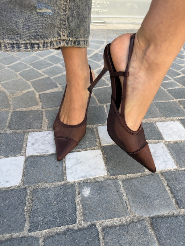 Décolleté punta in raso