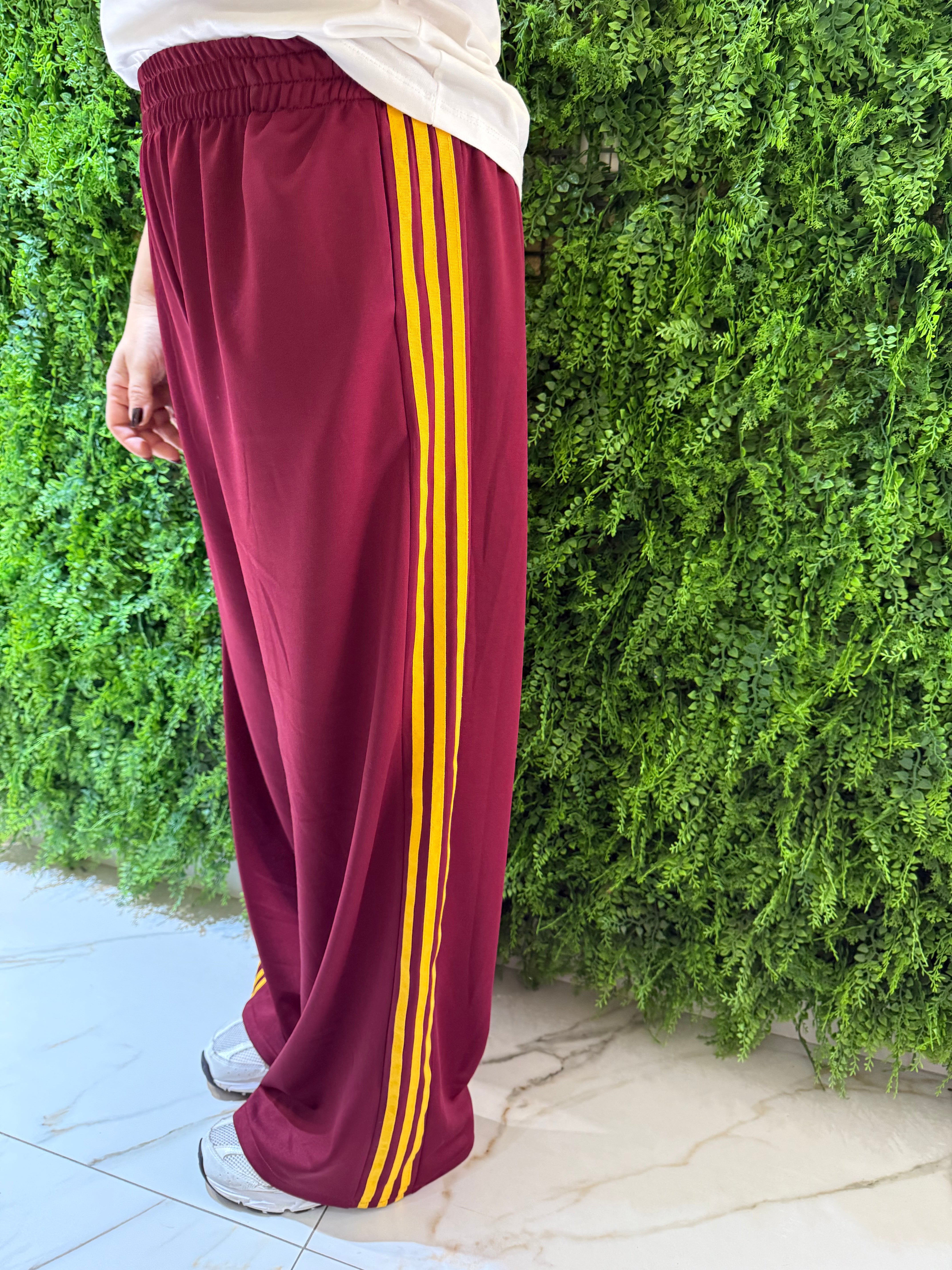 Pantatuta con strisce bordeaux