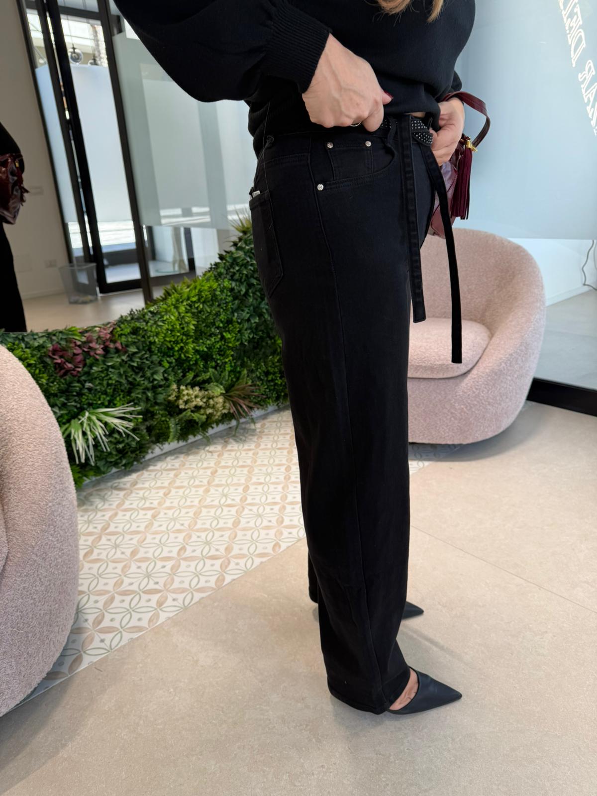 Jeans ballon con laccio strass