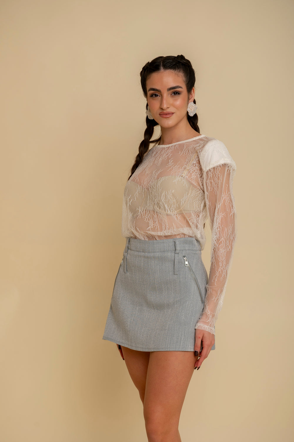 Maglia in pizzo con spalline