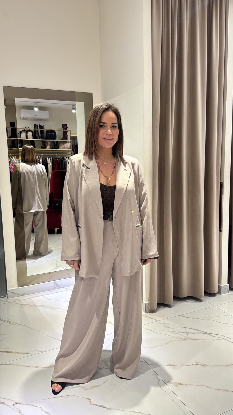 Tailleur basic curvy