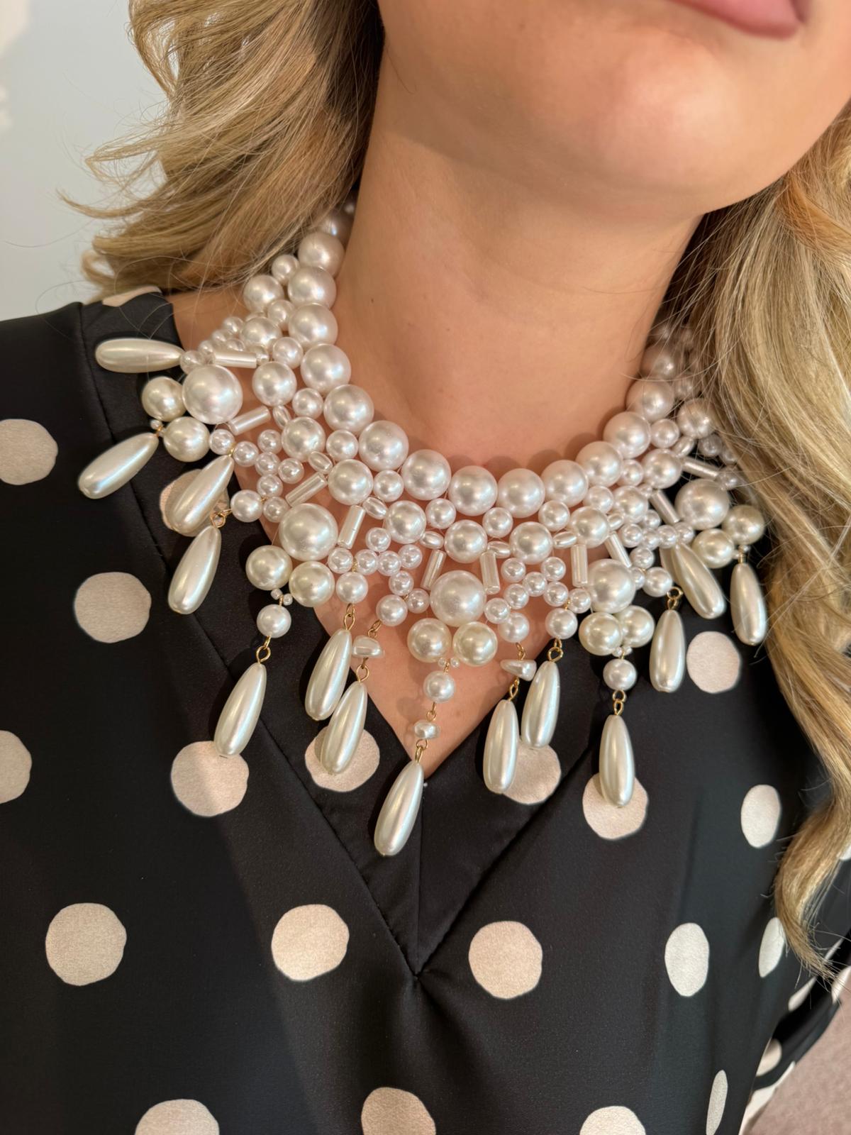 Collana con perle pendenti