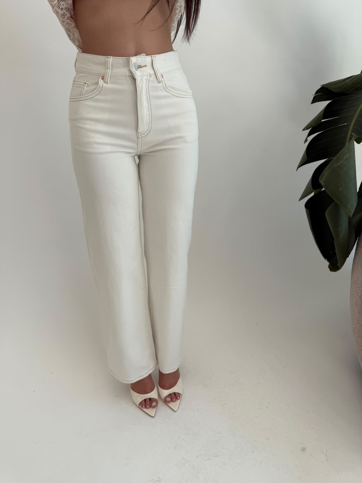Jeans palazzo panna con cuciture camel