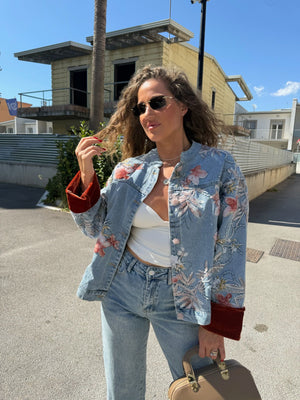 Giubbino denim ricamato