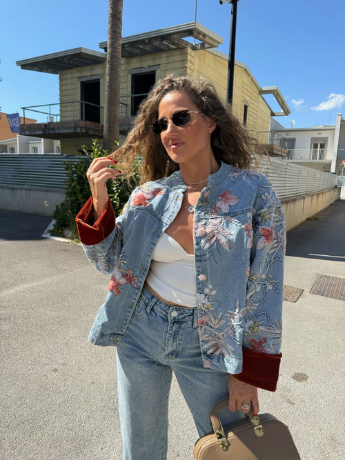 Giubbino denim ricamato