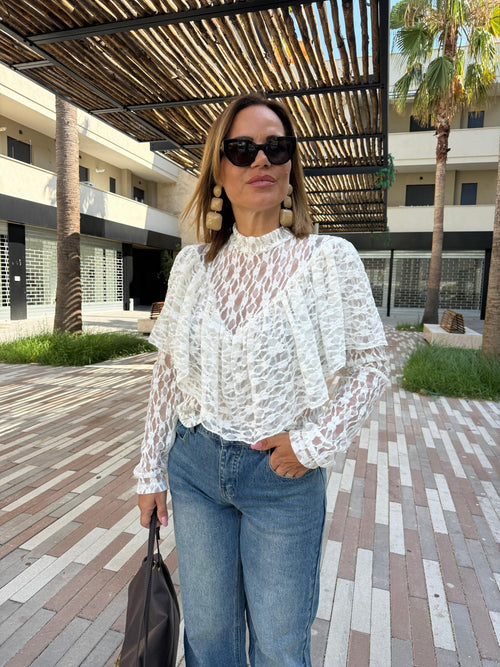 Maglia in pizzo romantica