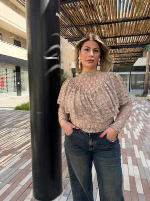 Maglia in pizzo romantica