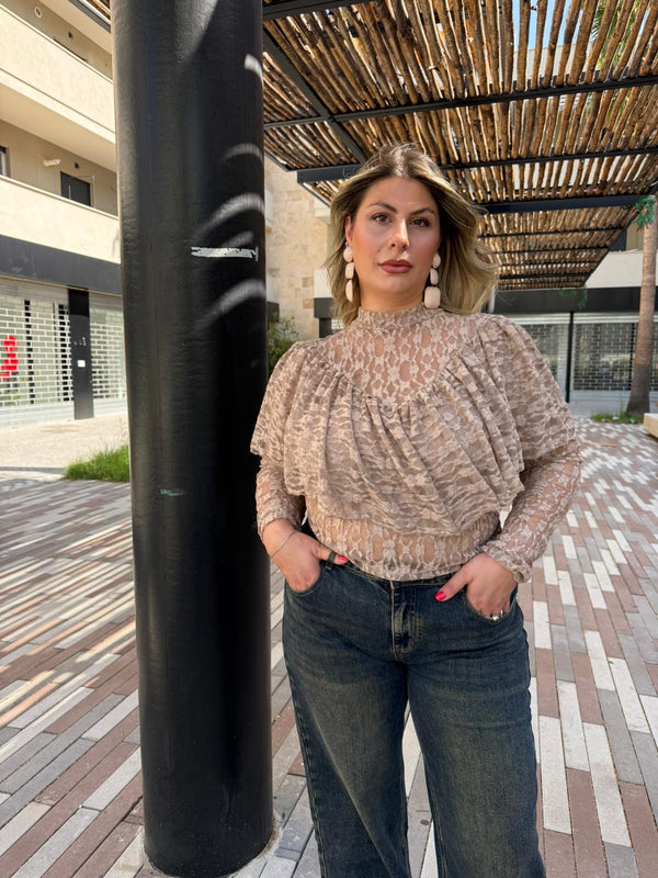 Maglia in pizzo romantica