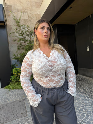 Body in pizzo curvy