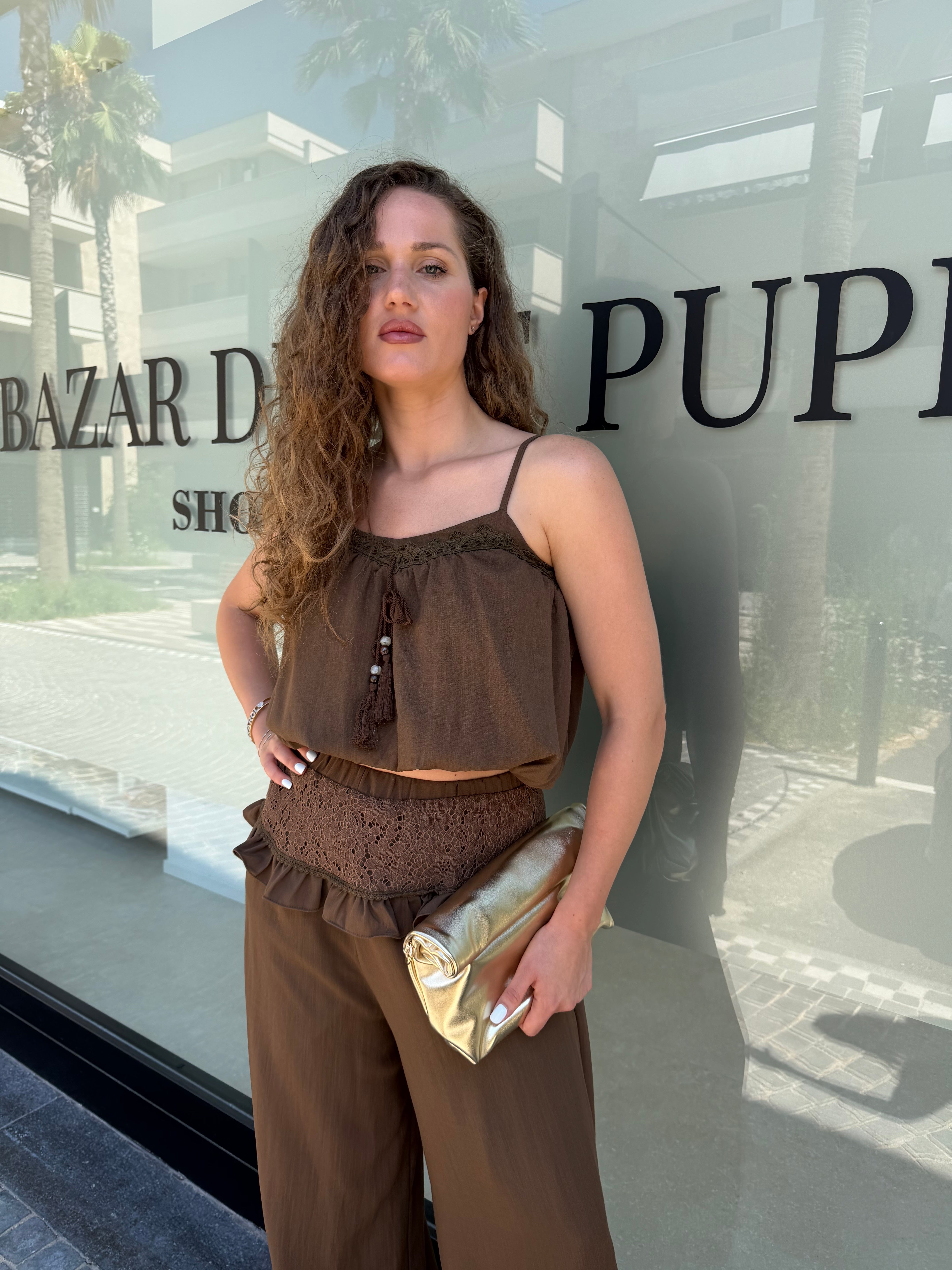 Cordset pantalone e top con ricami