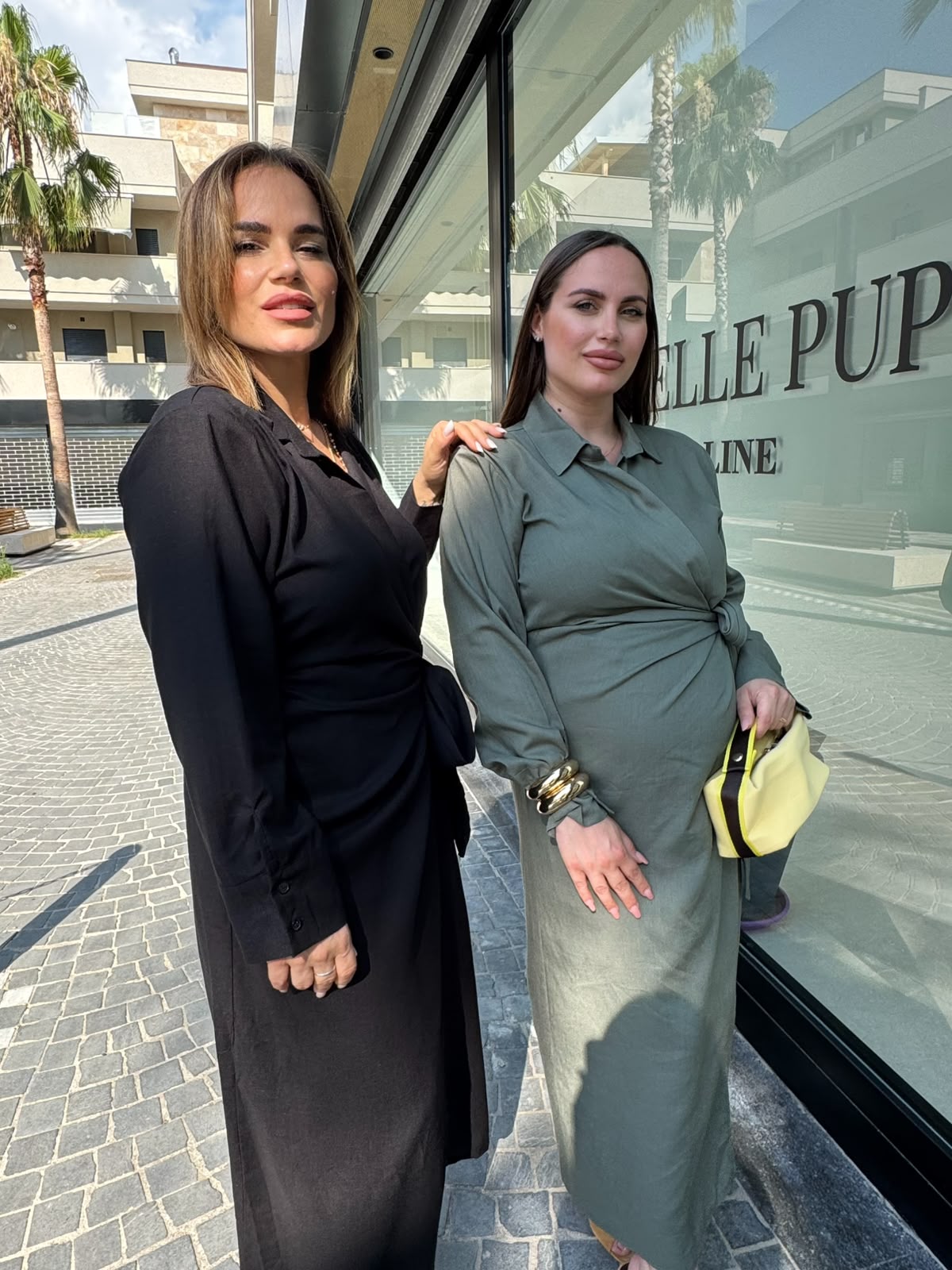 Abito portafoglio in lino curvy