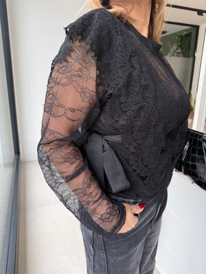Maglia romantica curvy