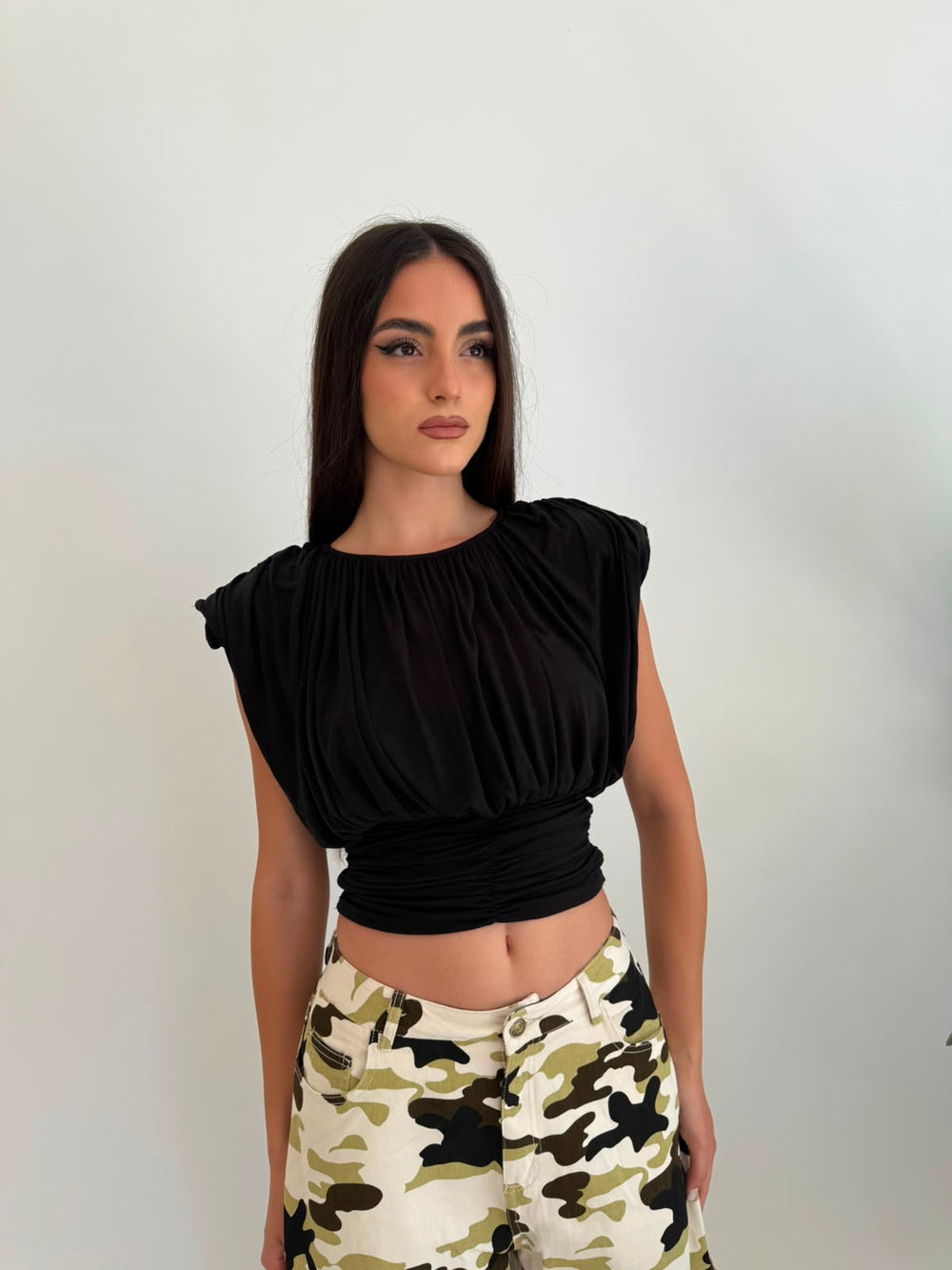 Top crop drappeggiato