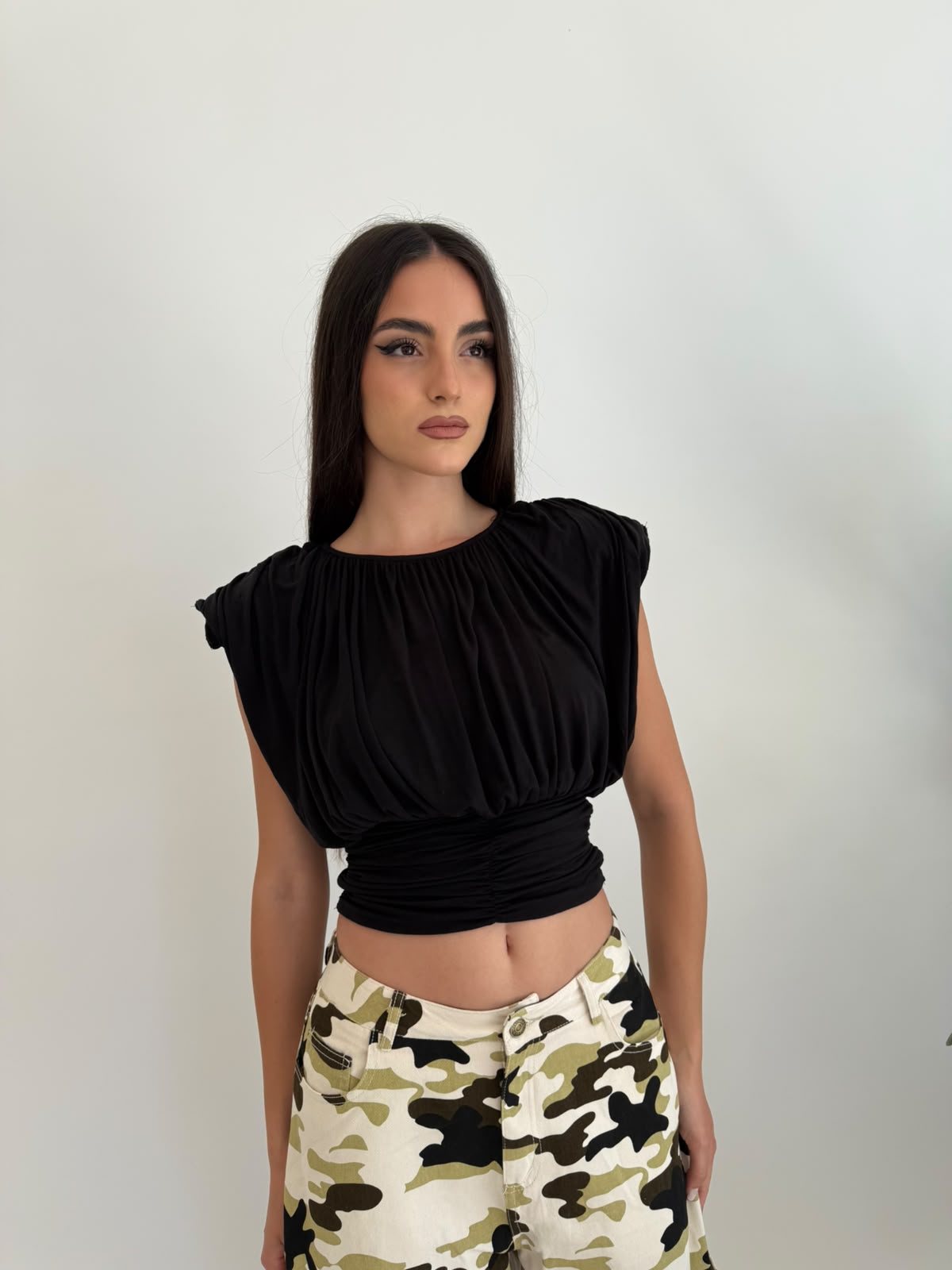 Top crop drappeggiato