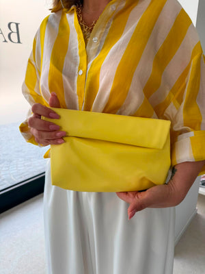 Pochette con risvolto