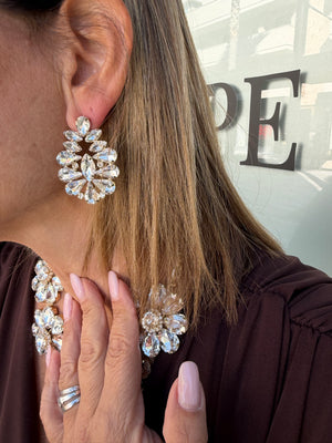 Orecchino ovale strass
