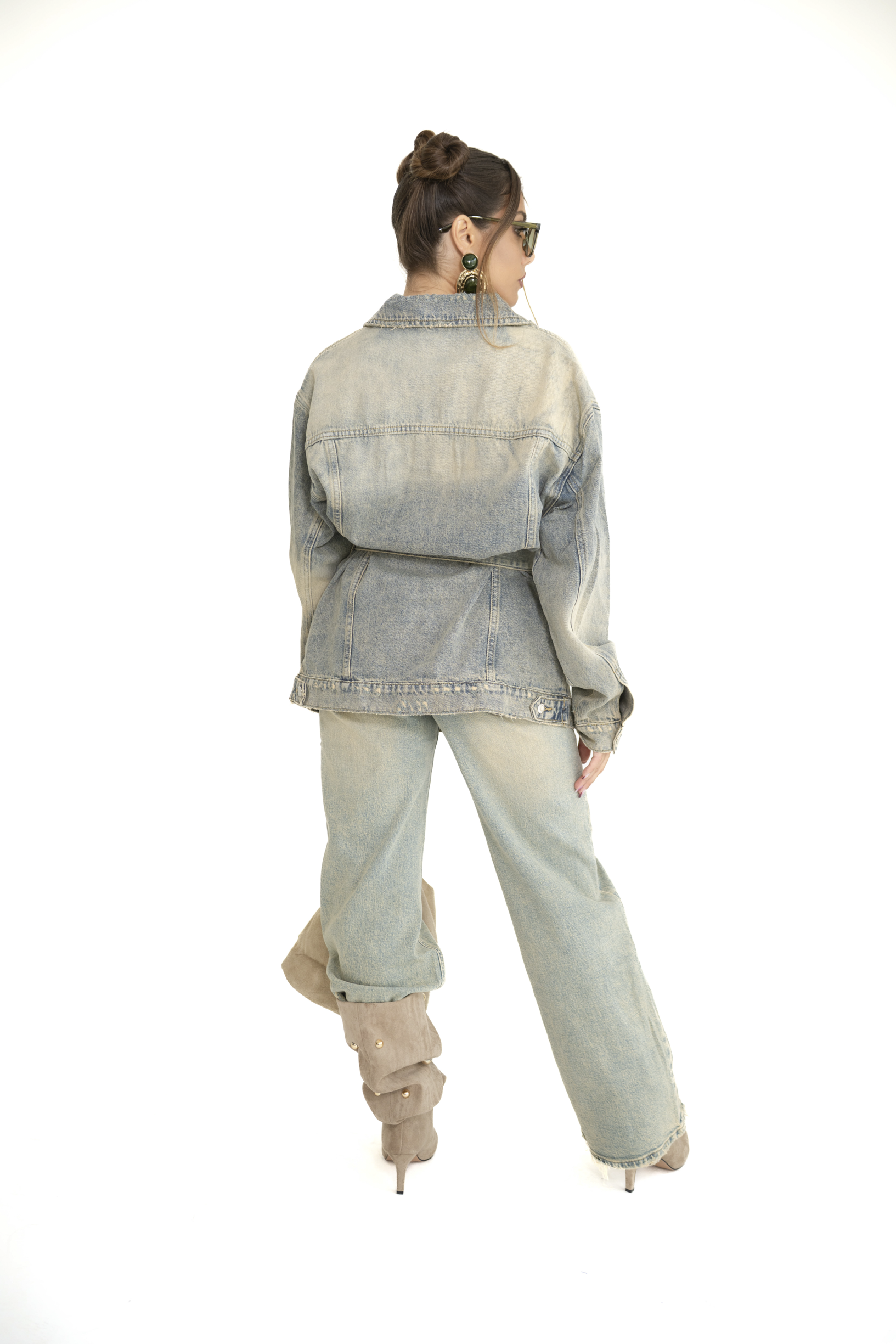 Giubbino in denim con cintura