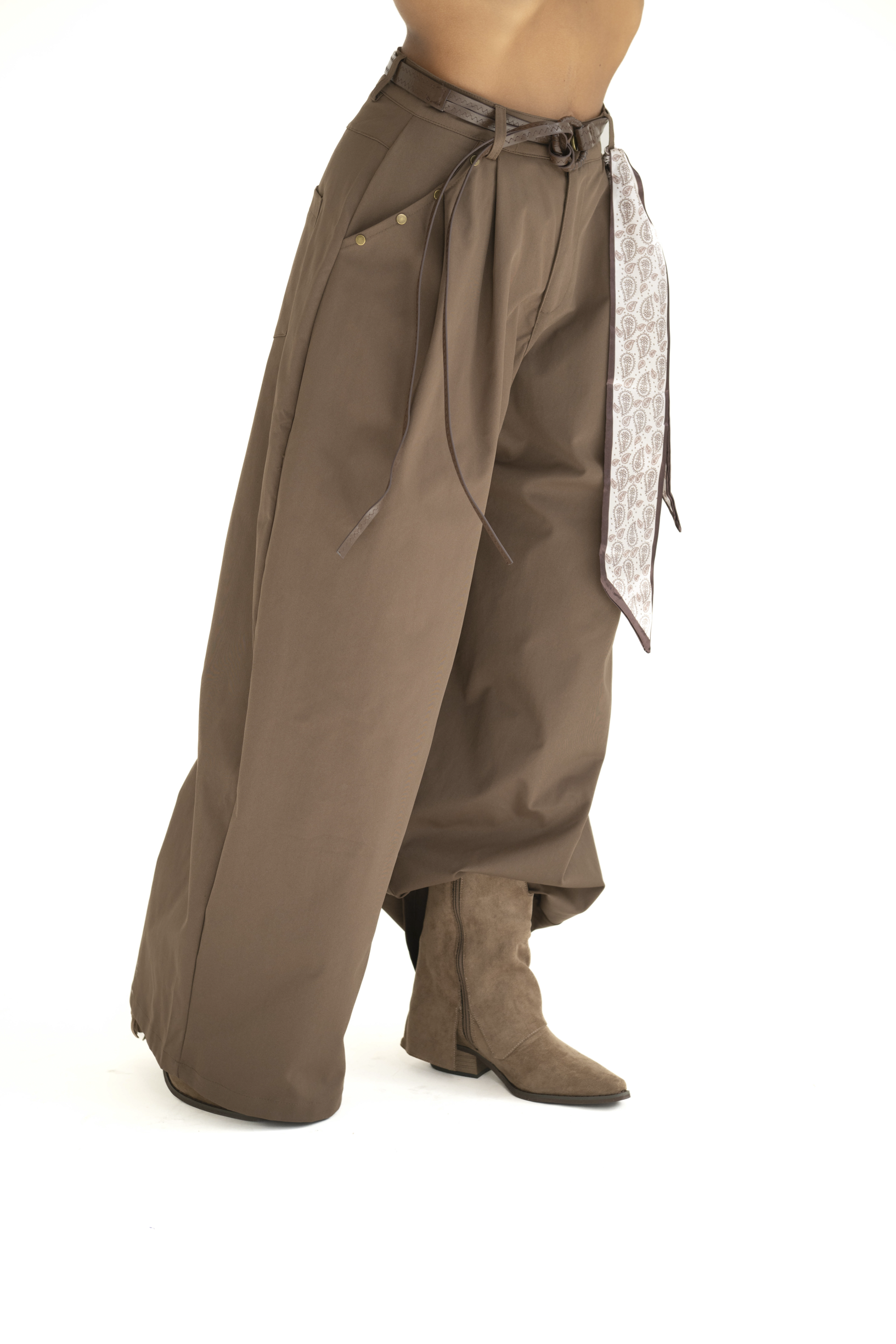 Pantalone balloon con foulard