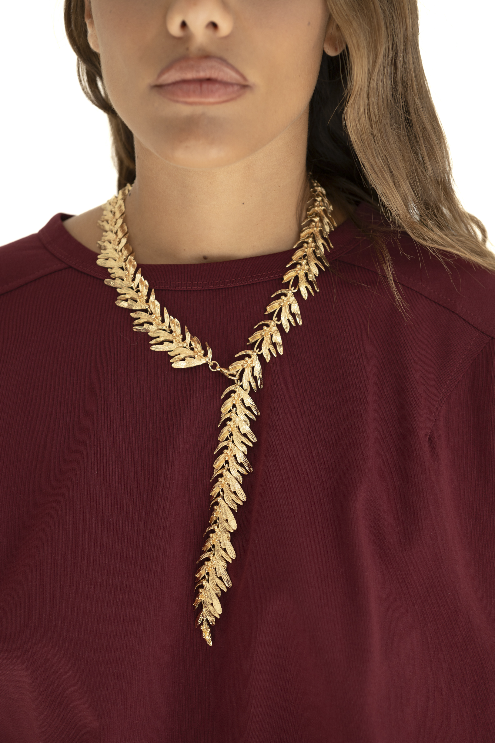 Collana pendente foglie