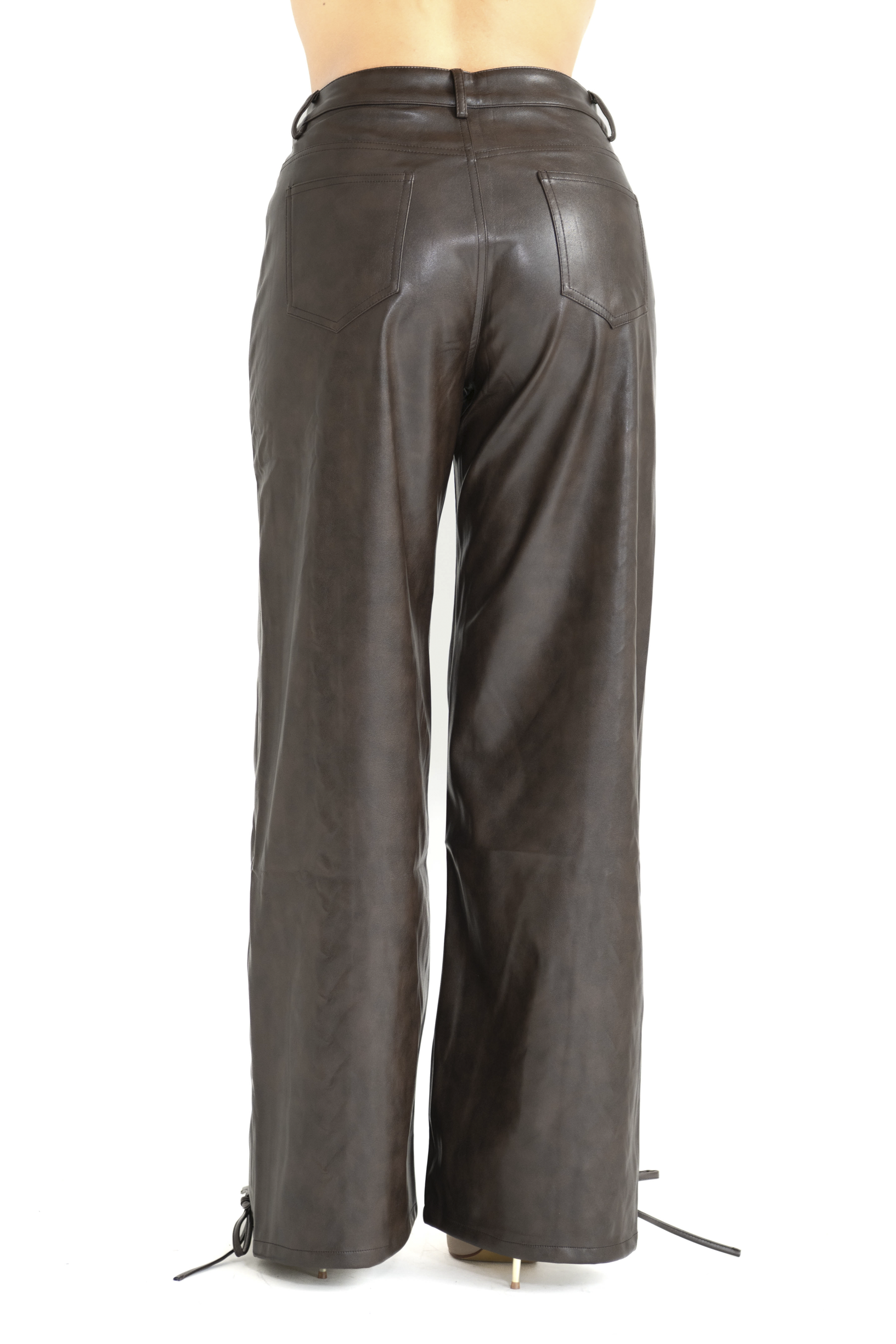 Pantalone in pelle stringato