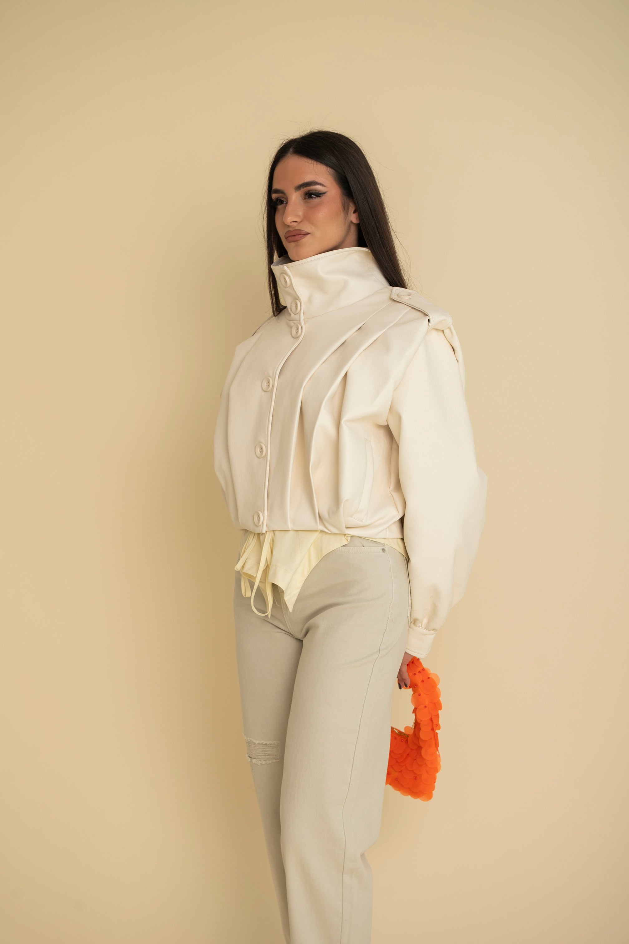 Bomber crop arricciato in ecopelle