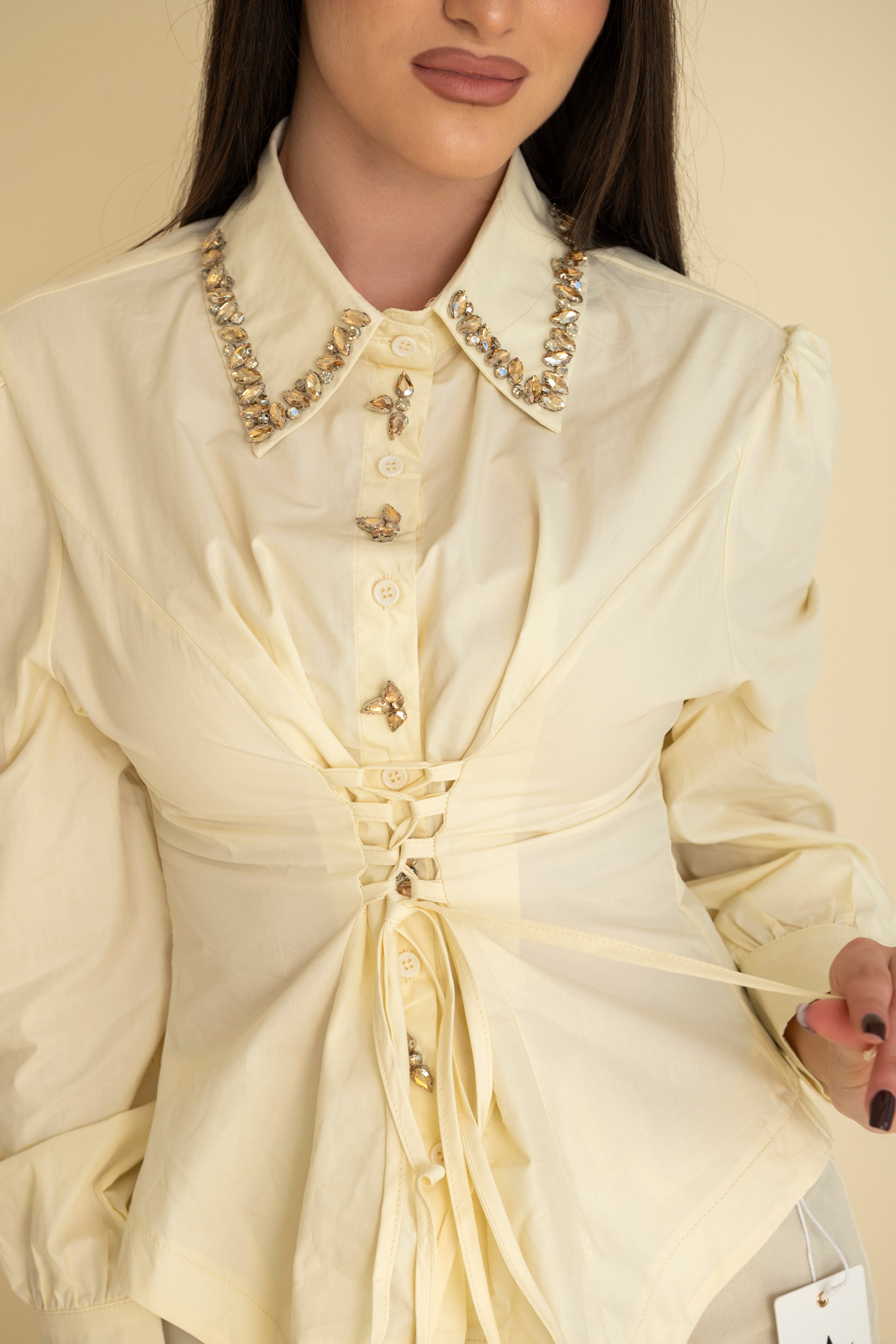 Camicia gioiello con stringhe