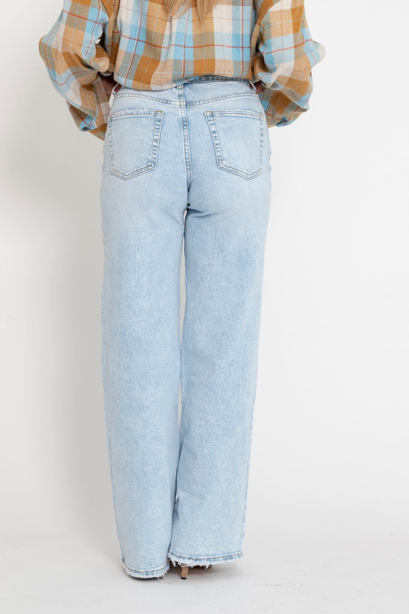 Jeans palazzo chiaro