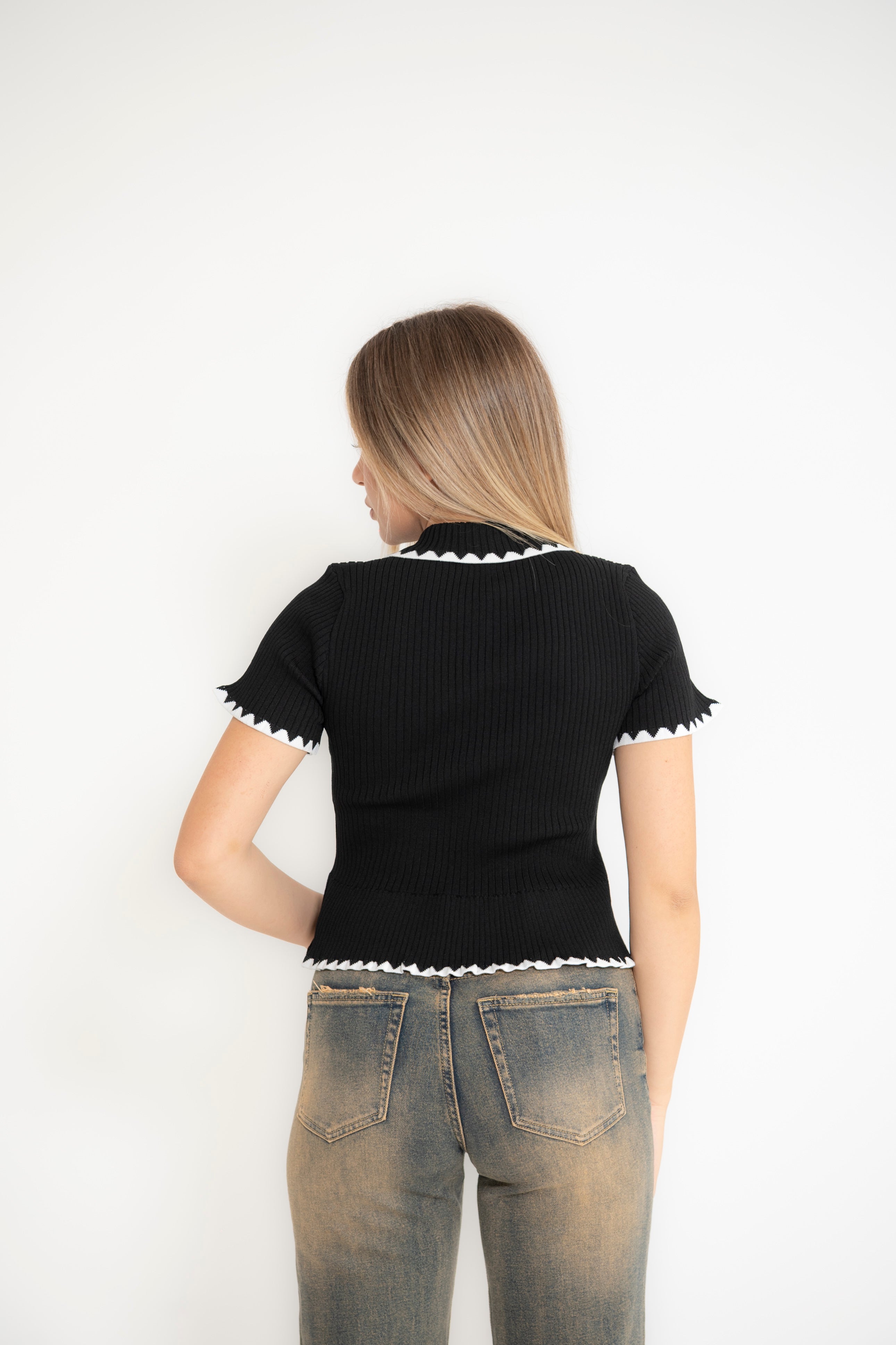 Maglia bicolor in filo