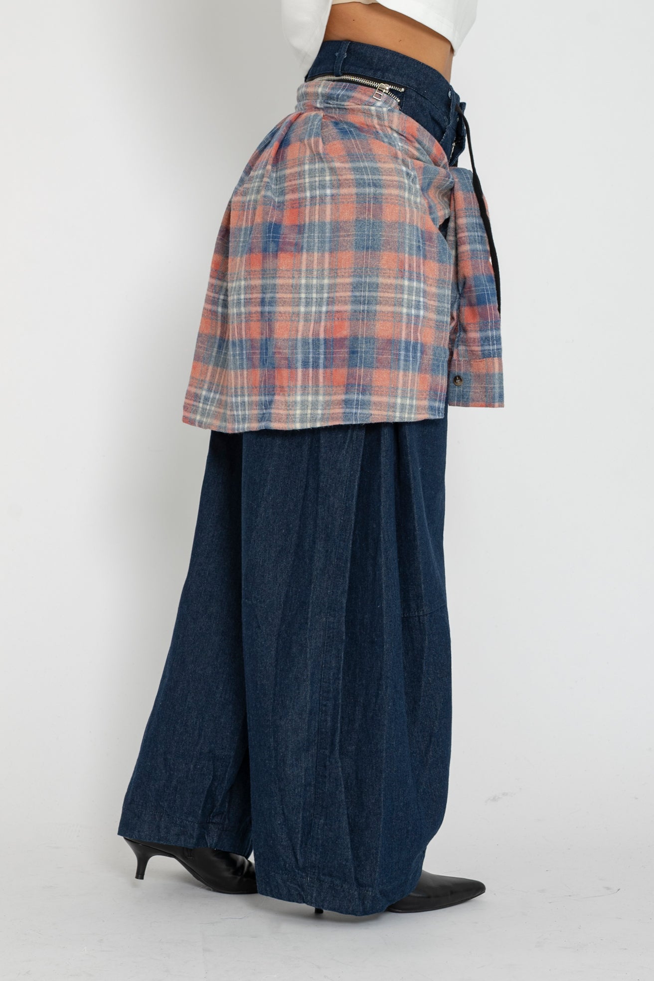 Jeans ballon con camicia