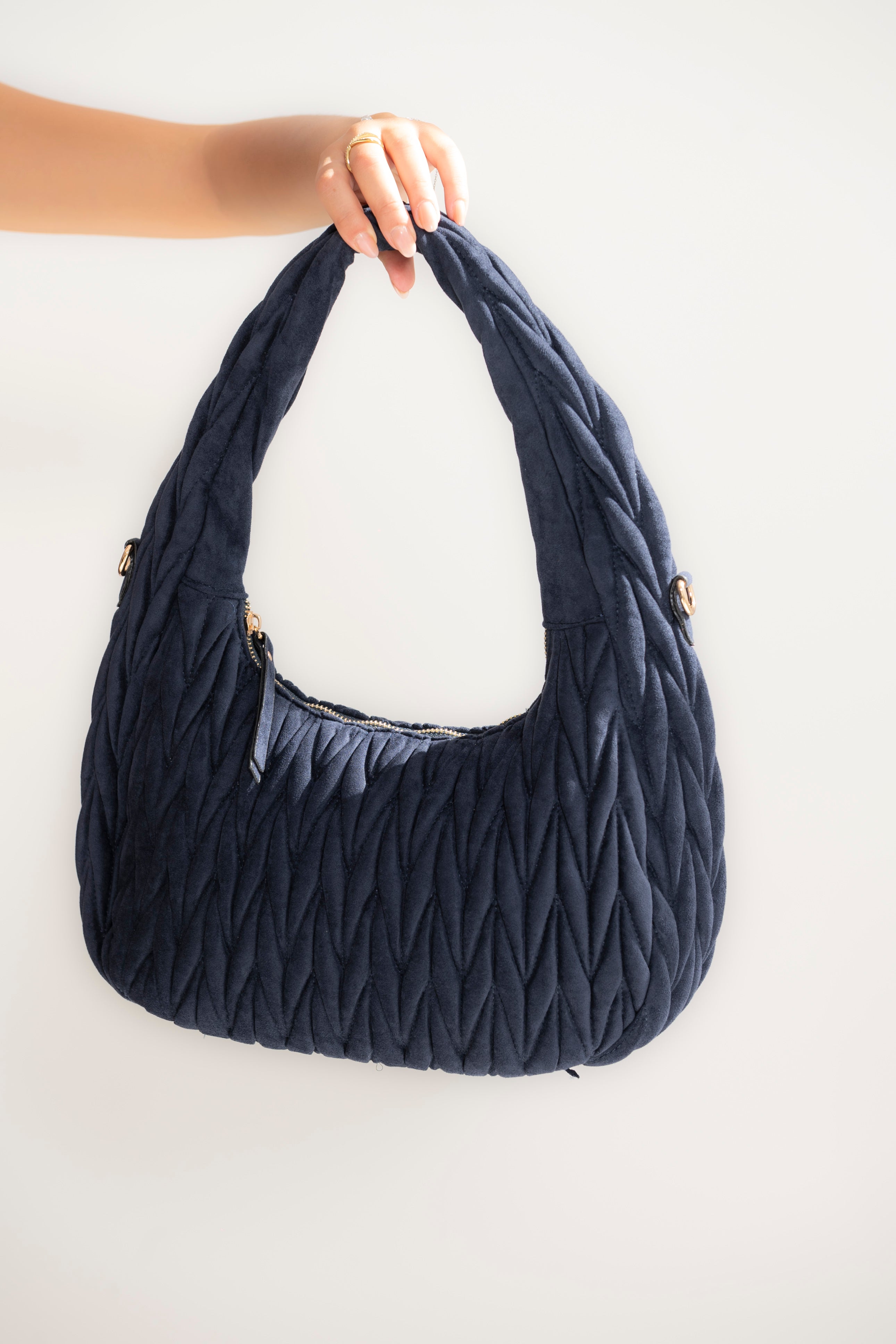 Borsa Lea