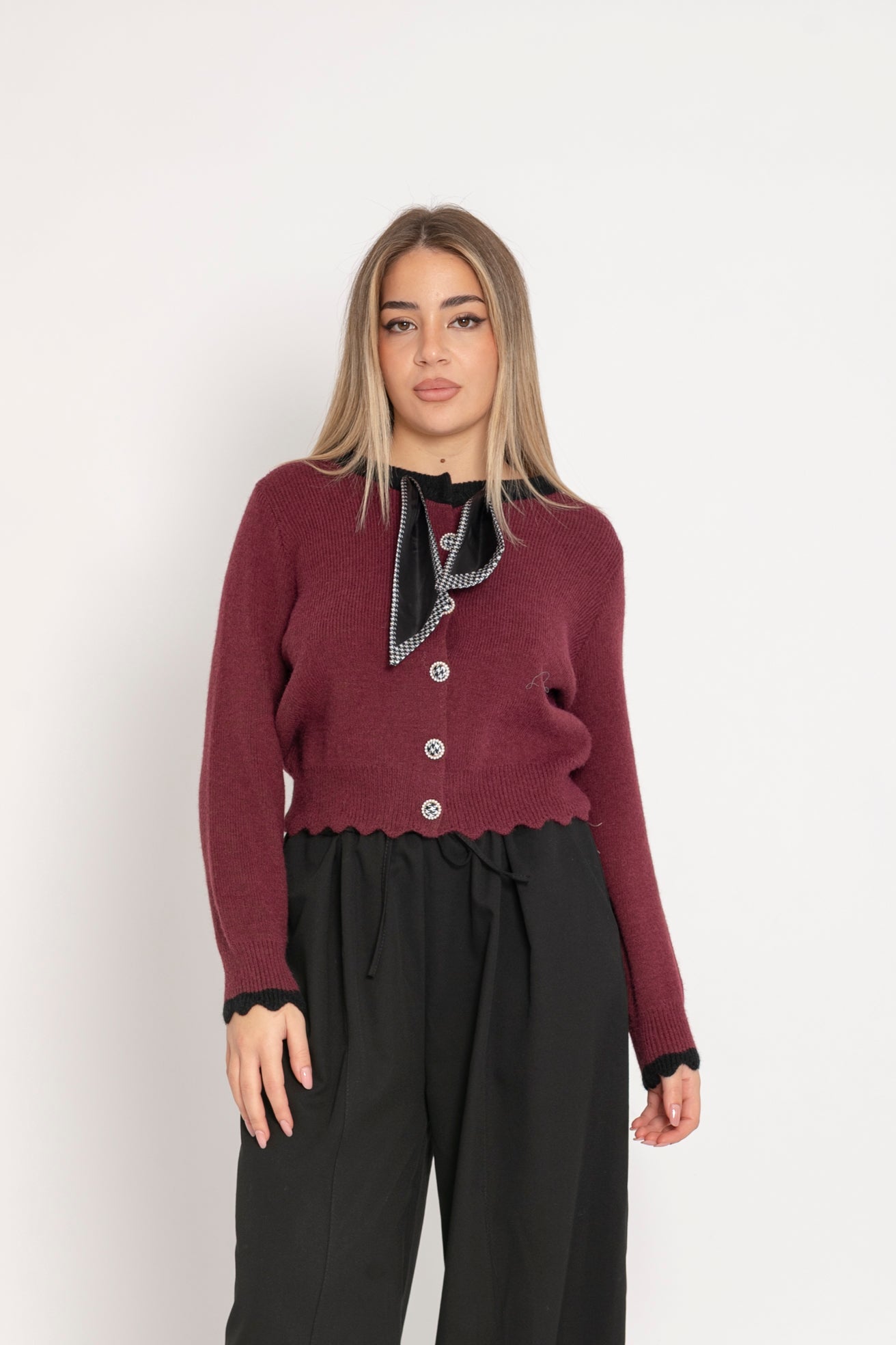 Cardigan con foulard