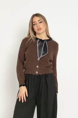 Cardigan con foulard