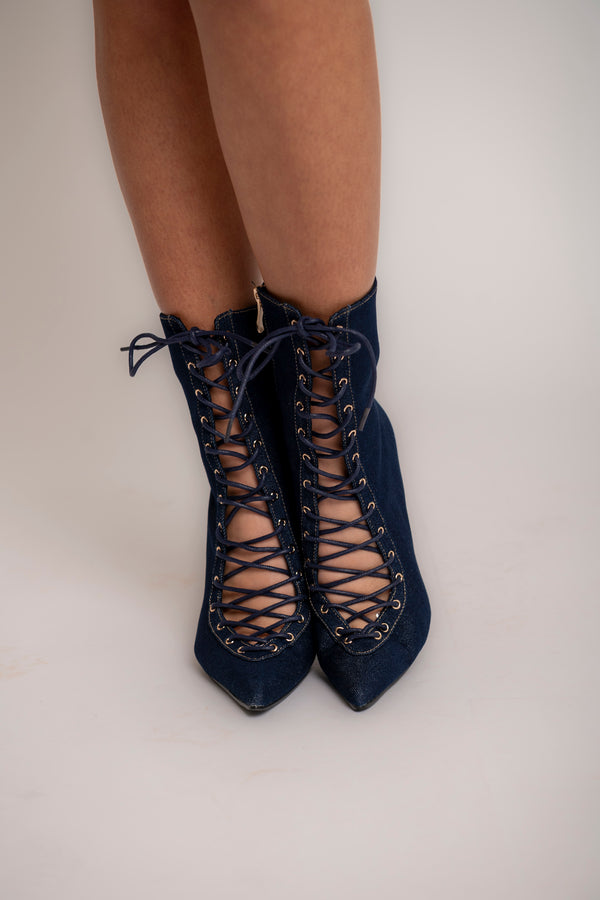 Stivaletti con stringhe in denim