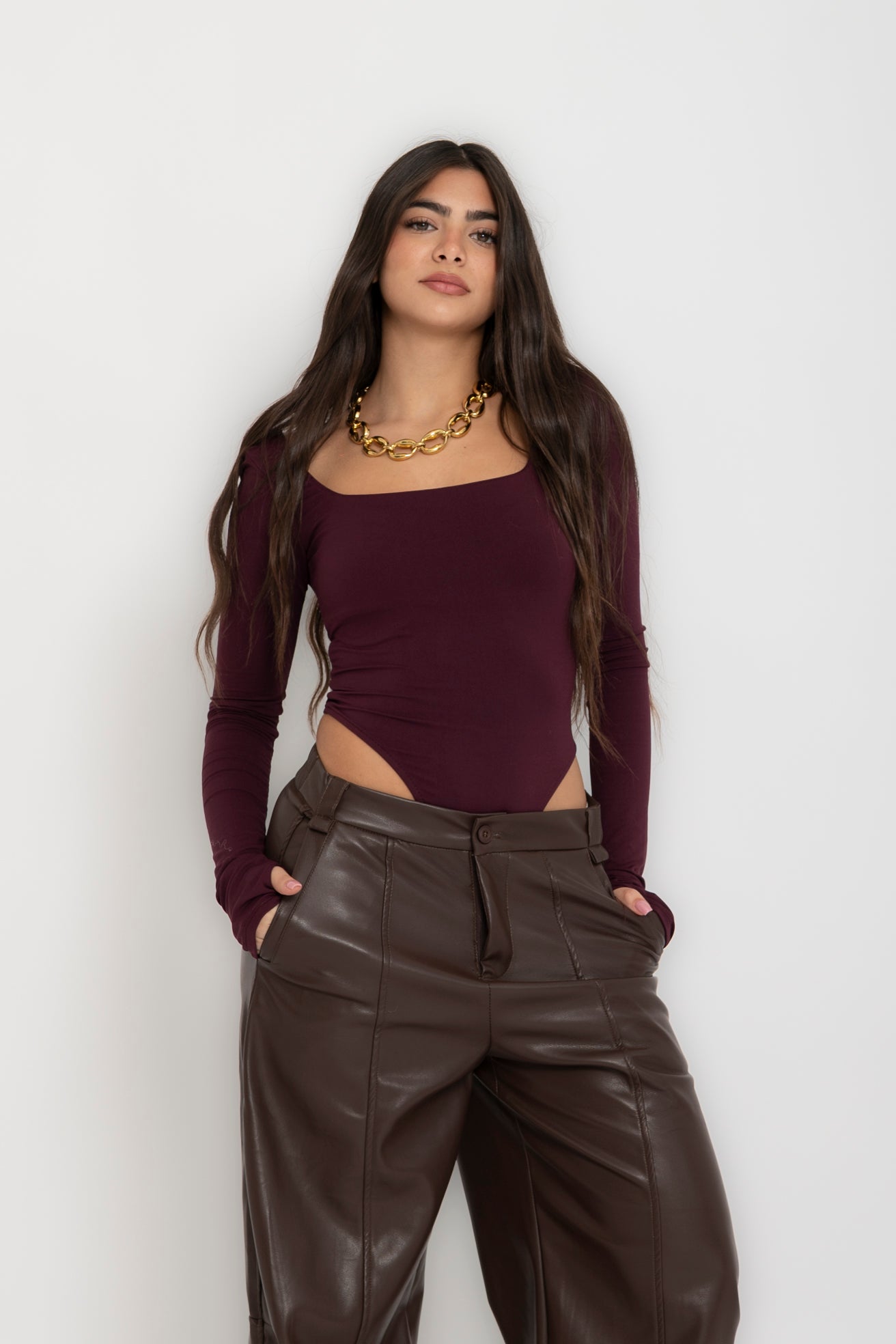 Body scollo quadrato sgambato