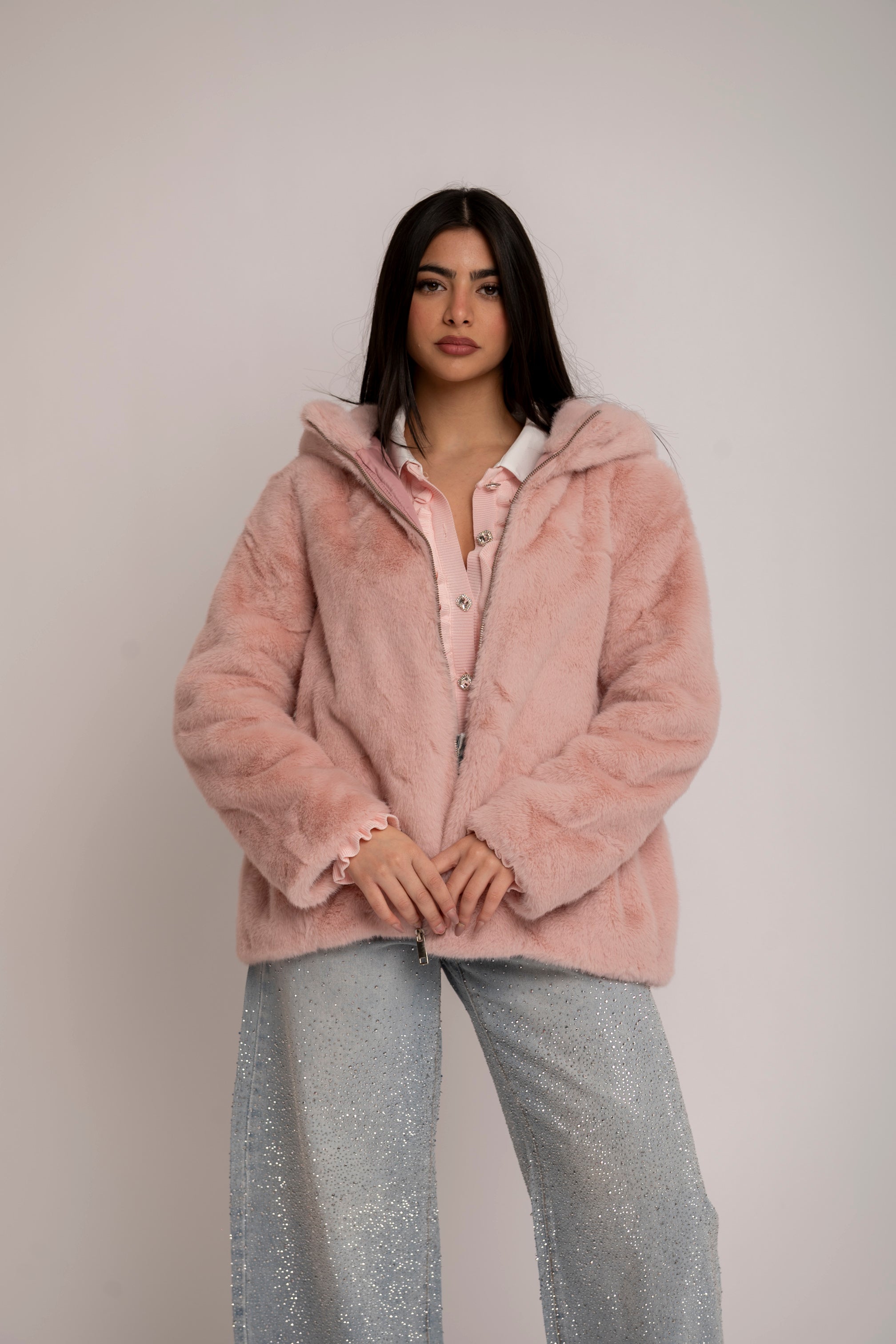 Pelliccia con cappuccio