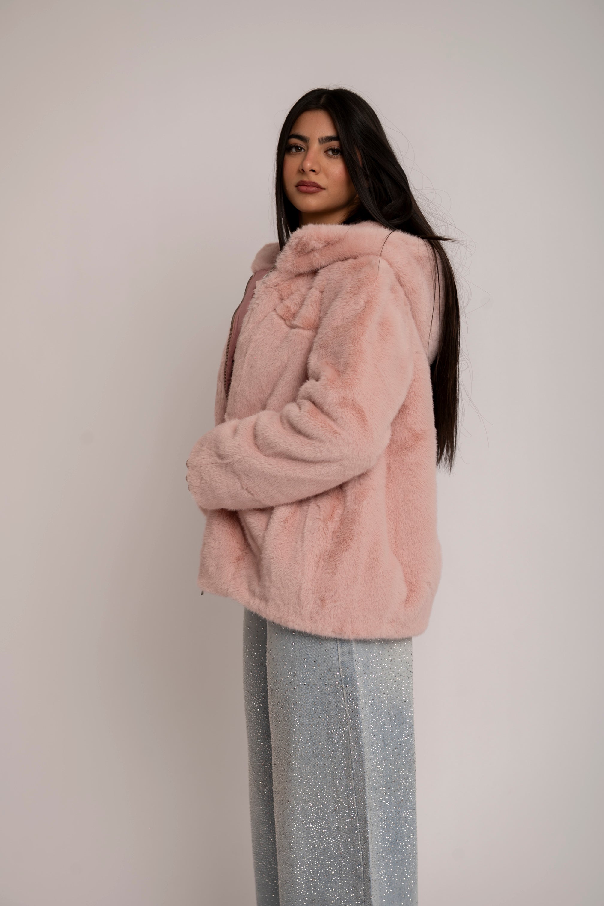 Pelliccia con cappuccio