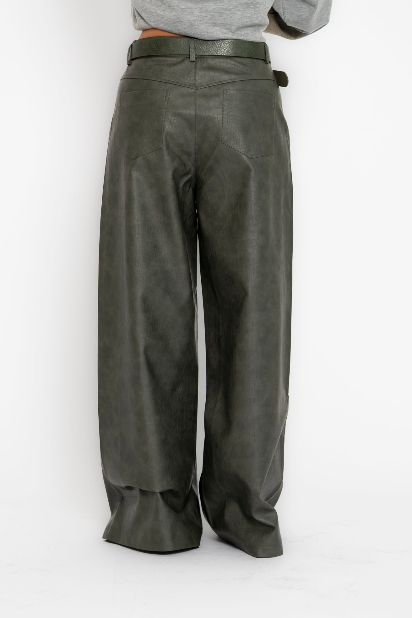 Pantalone in ecopelle pitonato